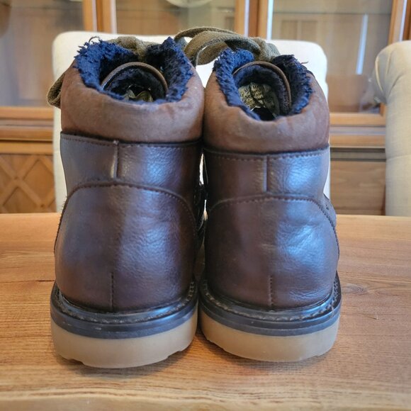 Cat & Jack Boys Insulated Boot, Size 4 - Picture 5 of 9